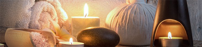 Aromatic candles and spa salts